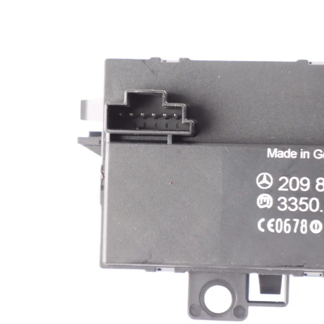 Mercedes A209 Keyless Go Module Entry Control Unit ECU A2098203226