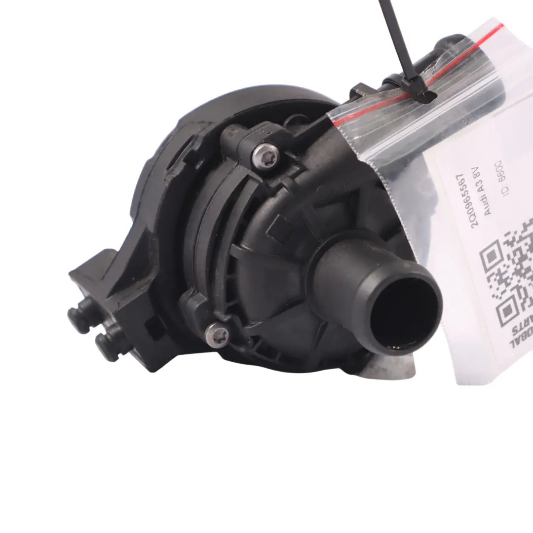 Audi A3 8V Zusätzliche Wasser Kühl Mittel Pumpe 2Q0965567