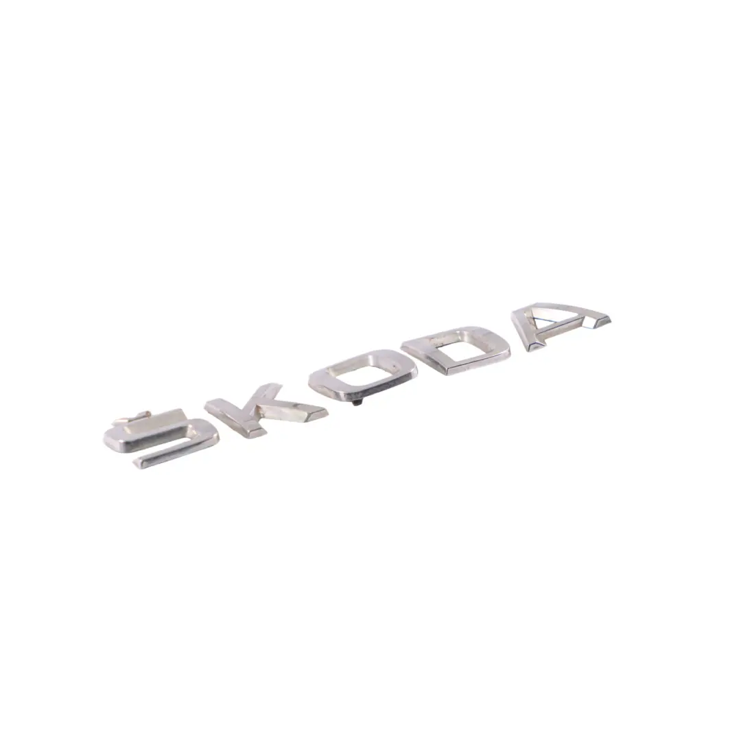 Skoda Octavia 5E Koffer Raum Heck Klappen Skoda Emblem Logo Abzeichen 5JA853687