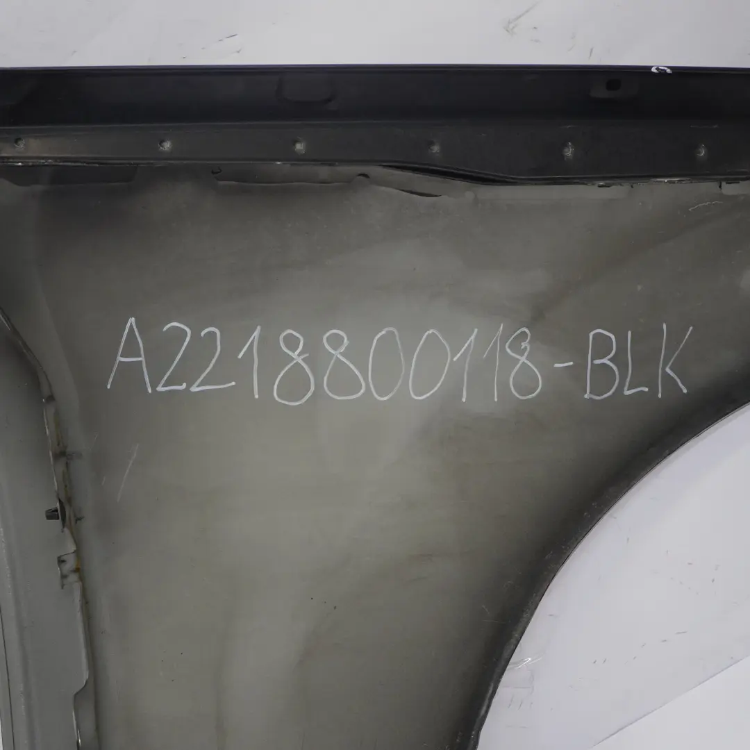 Mercedes W221 Błotnik Lewy Osłona Panel Przedni Czarny - 040