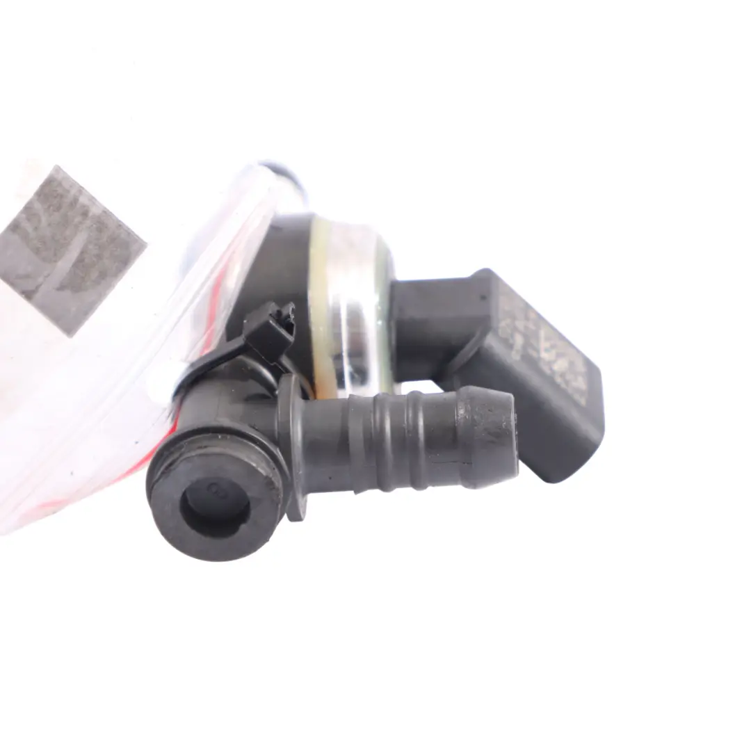 Audi Q3 8U 35 TFSI Fuel Hose Pressure Sensor Unit 04B906054G