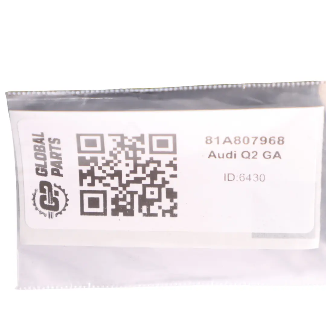 Audi Q2 GA Parachoques Trasero Rejilla Derecha 81A807968