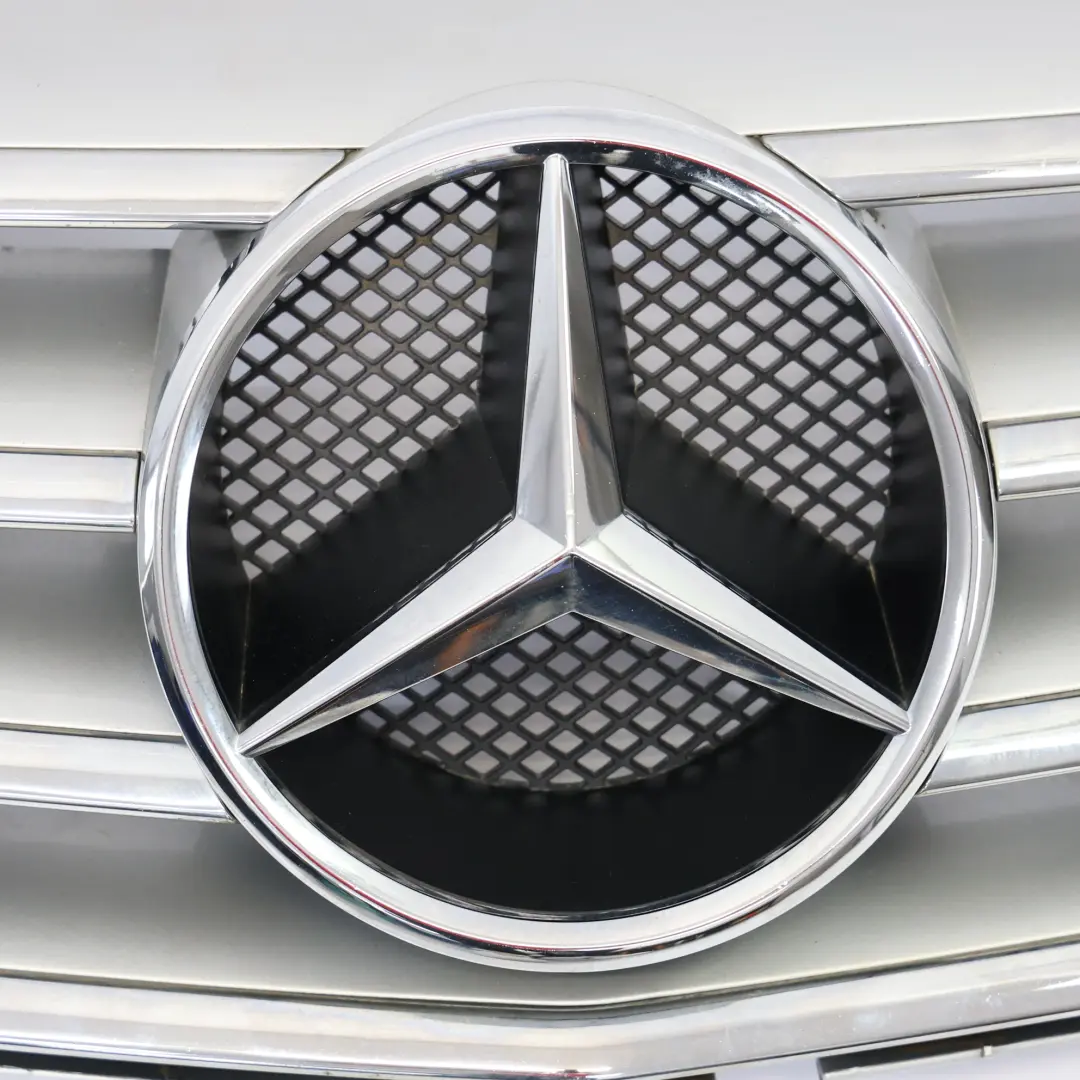 Mercedes W204 Vorne Motor Haube Kühlergrill Kühlerbalken Zierleiste Silber Chrom