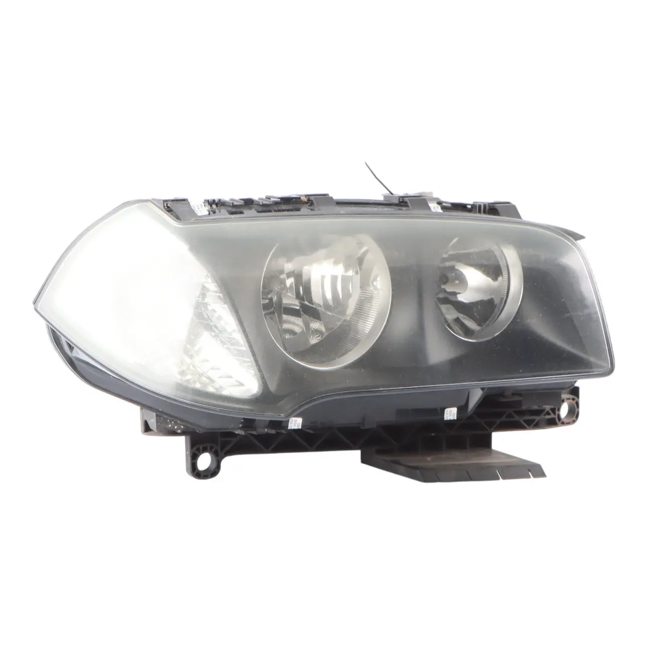 BMW X3 Series 2 E83 Driver Side Headlight Lamp White Right O/S 3418418