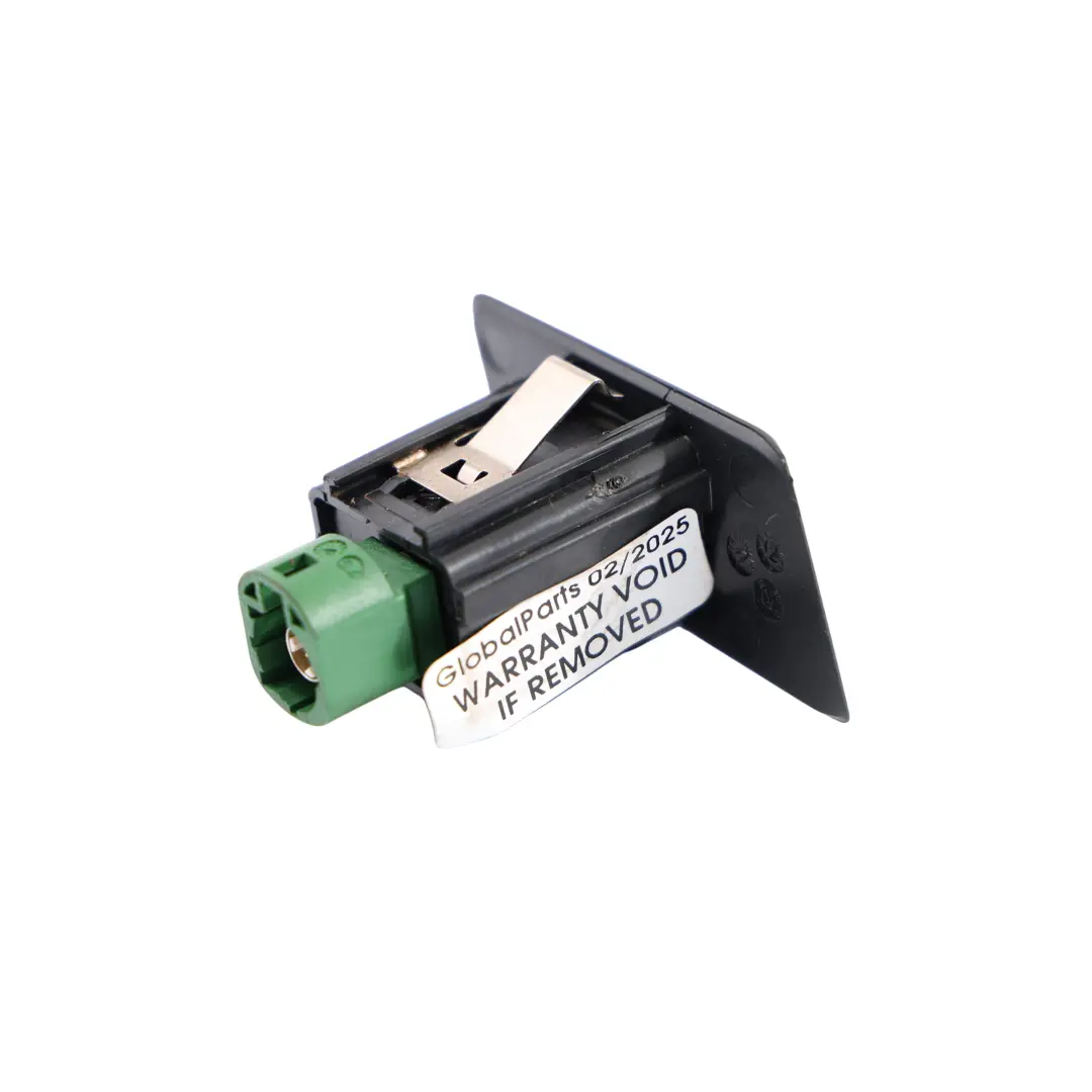 Audi Q2 GA USB Adapter Port Socket Connector 81C035726