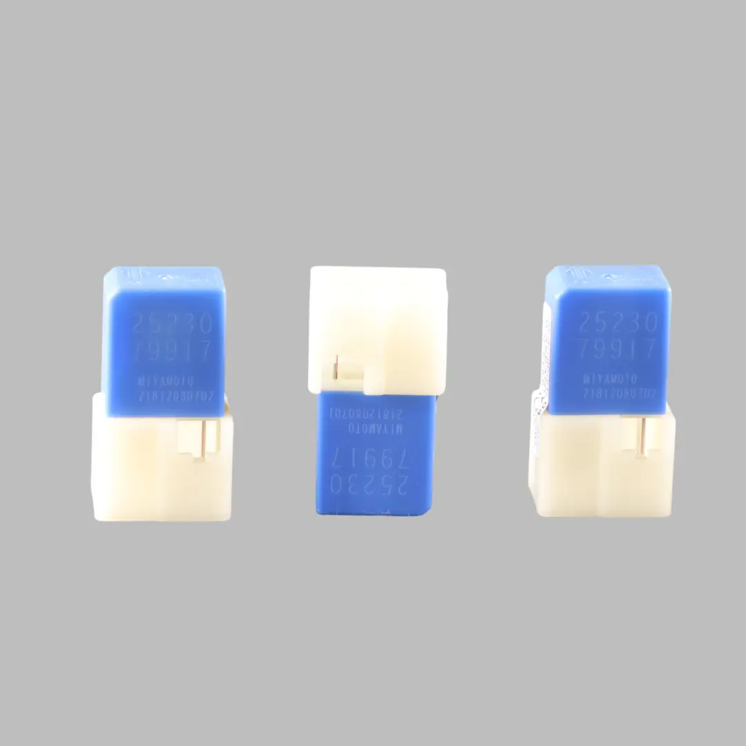 Mercedes W470 Nissan Navara OM699 Diesel Fog Lights Blue Relay Set 2523079917