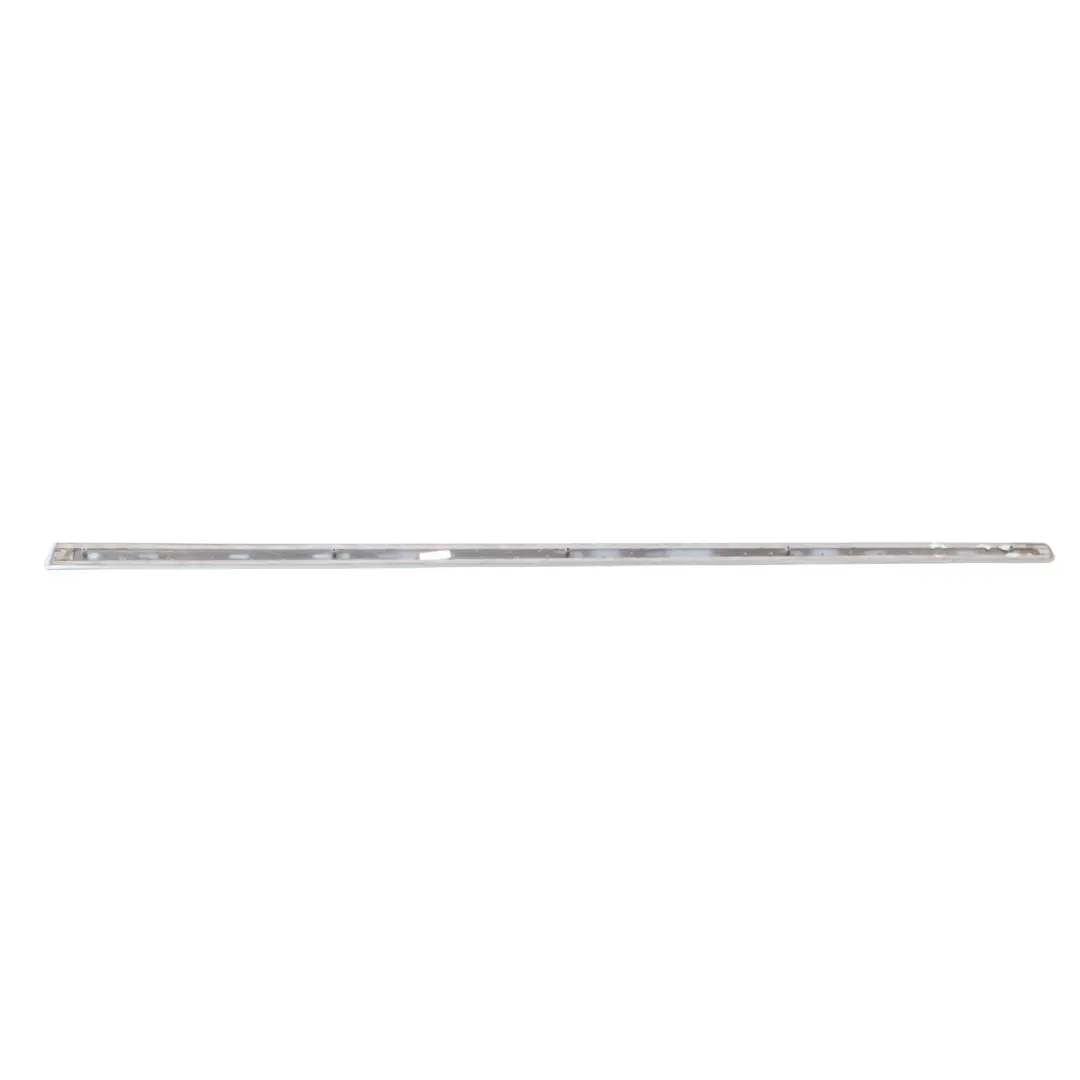 Audi A4 B7 Front Right Door O/S Moulding Trim Strip Akoya Silver Metallic - Y7H