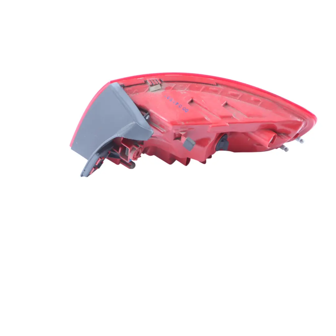 Tail Light Rear Left N/S Outer Lamp Boot Light Audi RS4 B8 - SKU 8K9945095D - Part number 8K9945095D