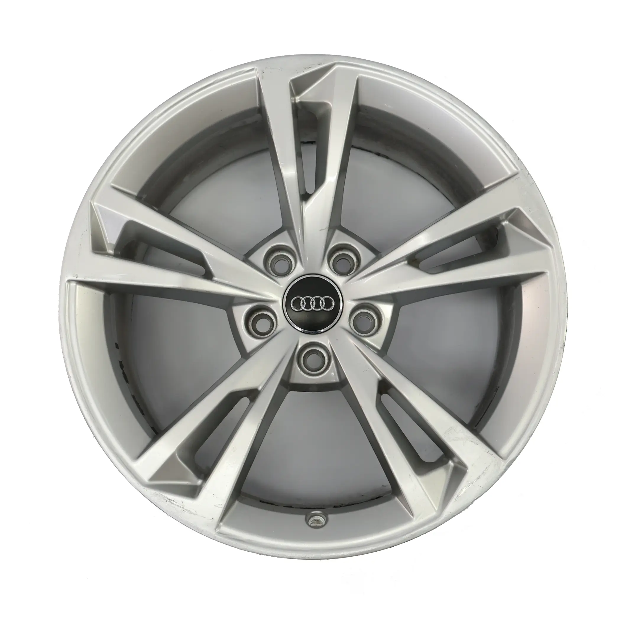 Audi A4 B9 8W Wheel Alloy Rim 18" 8.5J ET:29 Star Spoke 8W0601025AK Silver