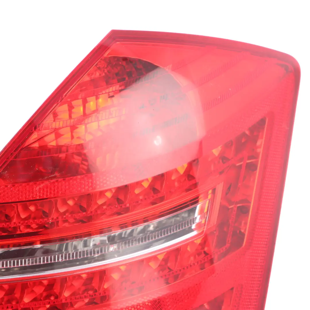 Mercedes W221 Boot Tail Light Lamp Side Rear Right O/S A2218201464