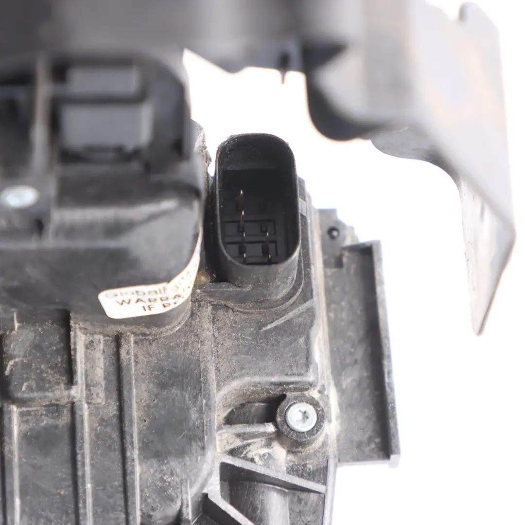 Mercedes W205 Front Door Lock Latch Mechanism Actuator Right O/S A2220063999