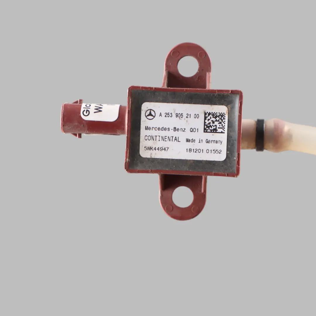 Mercedes GLC C253 X253 Pedestrian Protection Pressure Crash Sensor A2539052100