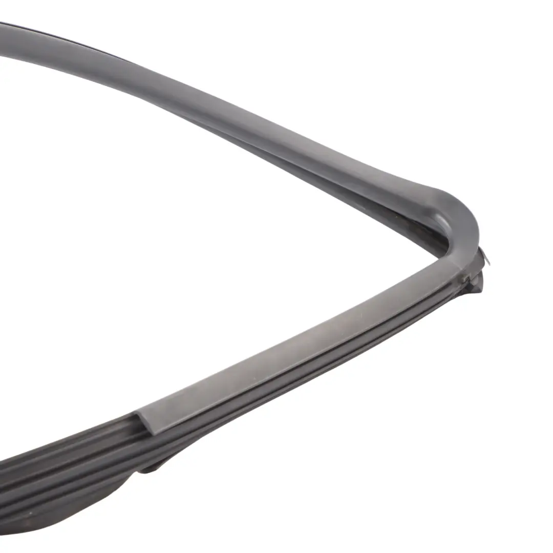 Mercedes W470 Door Window Guide Seal Gasket Rubber Front Right O/S A4707270100