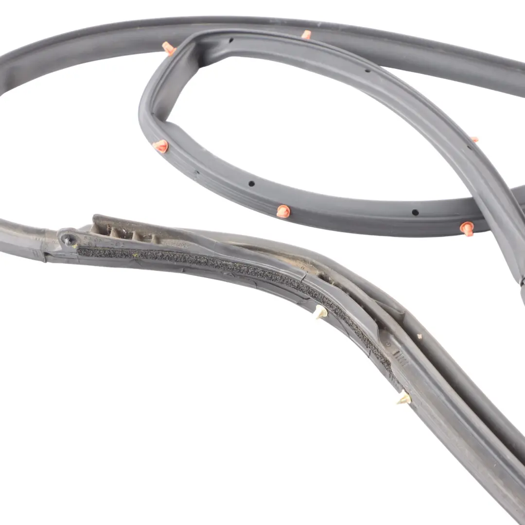 Mercedes W470 Door Inner Edge Seal Gasket Rubber Front Left N/S A4707270500