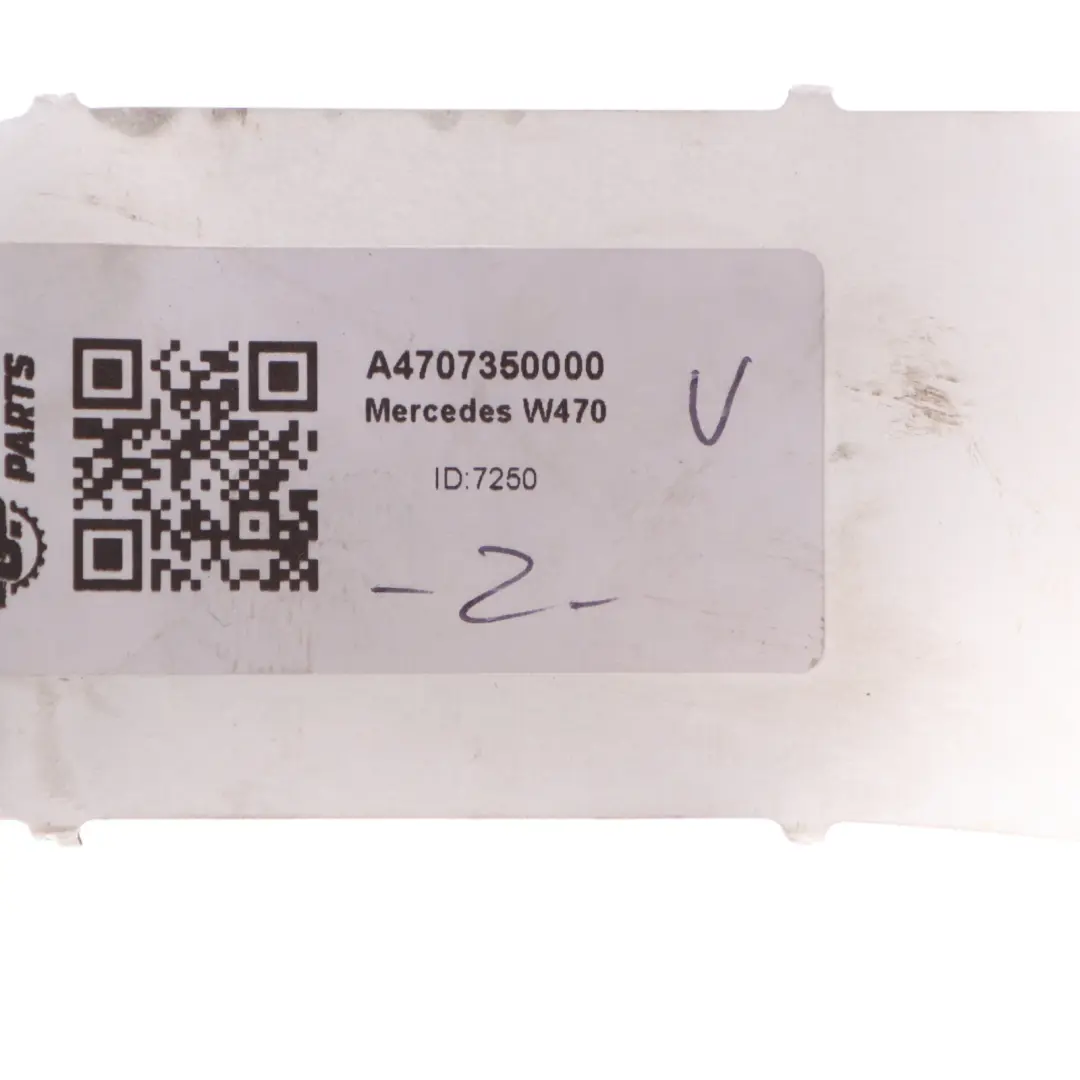 Mercedes W470 Door Window Guide Rail Seal Gasket Right O/S A4707350000