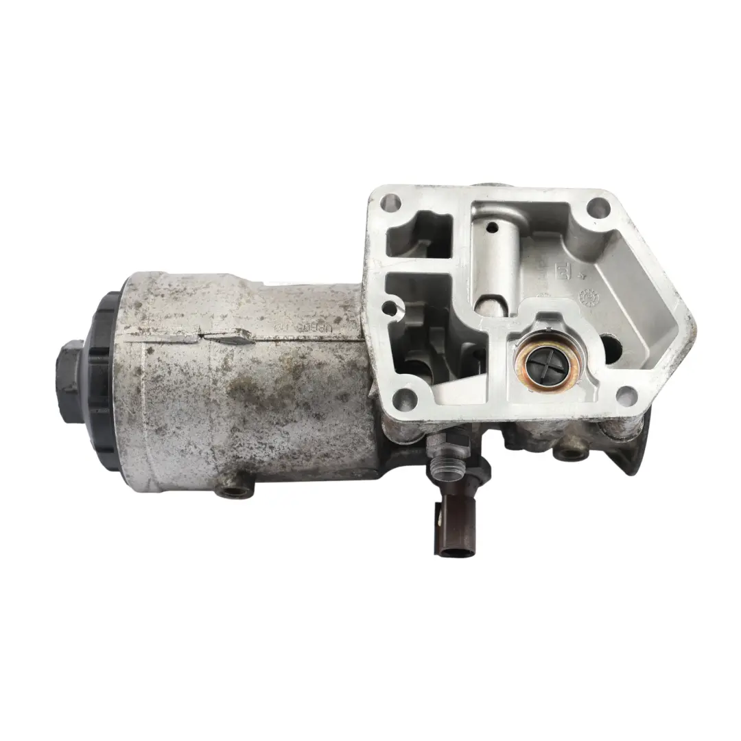 Audi A4 B8 2.0 TDI CAGA Öl Filter Gehäuse 045115389H