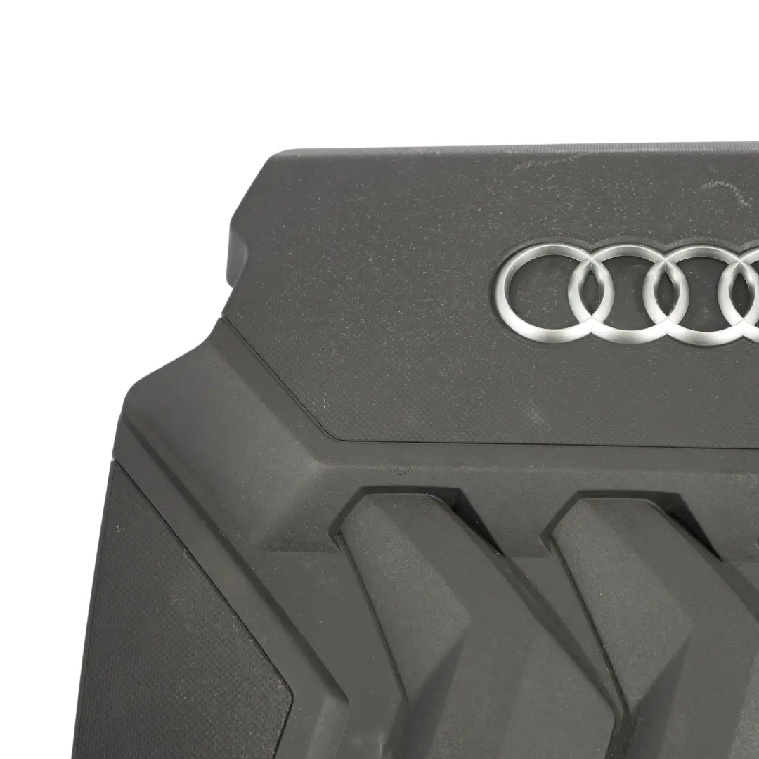 Audi A3 8V 2.0 TFSI Panel Embellecedor Superior Del Motor Gasolina 06K103925BD