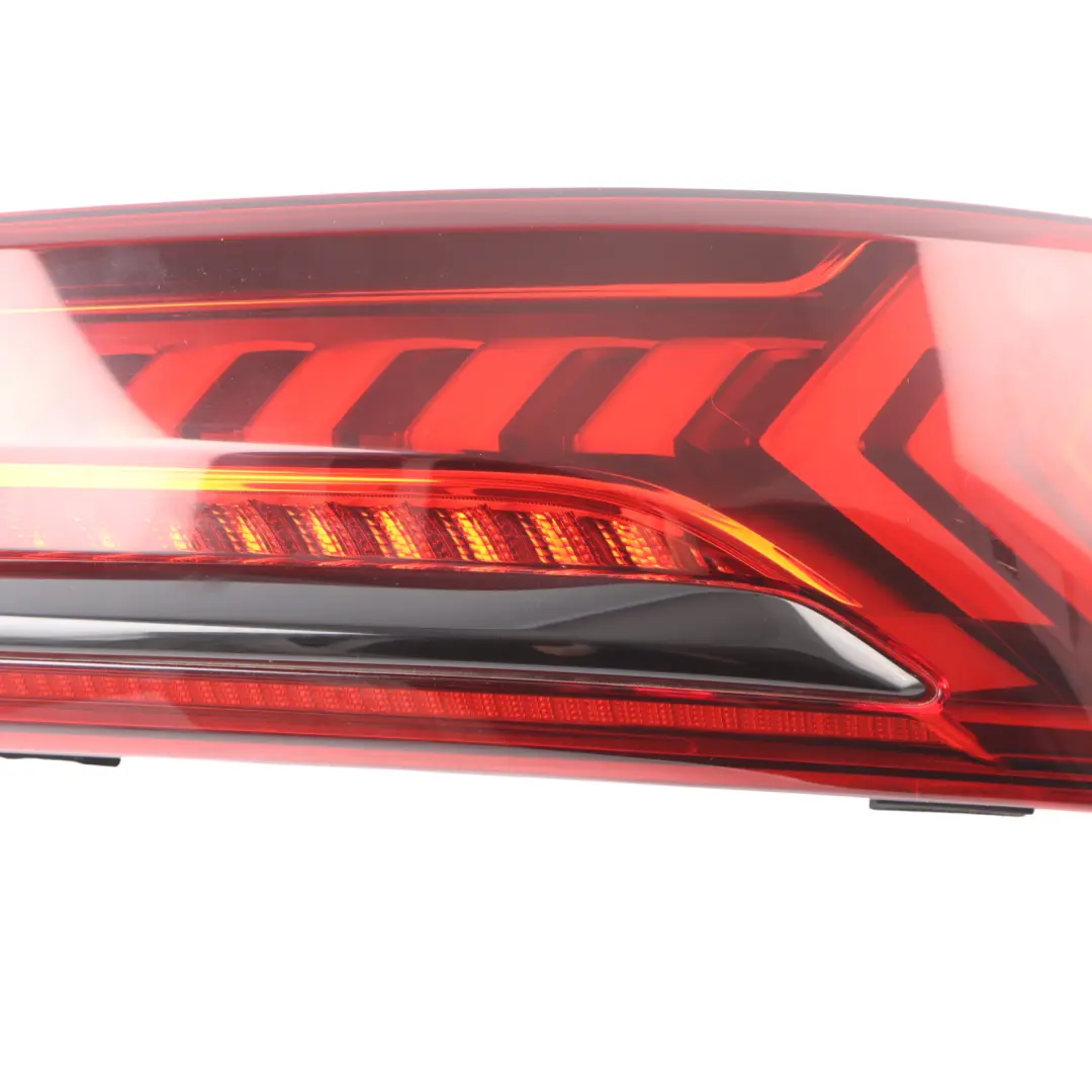 Audi Q7 4M Rear Light Lamp Boot Trunk Lid Tailgate Lamp Right O/S 4M0945094H