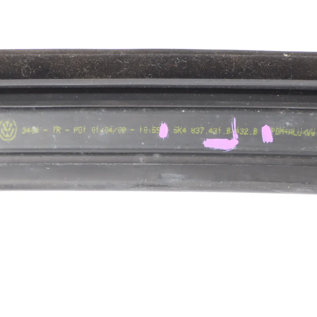 VW Golf 5 Front Door Window Guide Gasket Seal Strip Seal Left N/S 5K4837431C