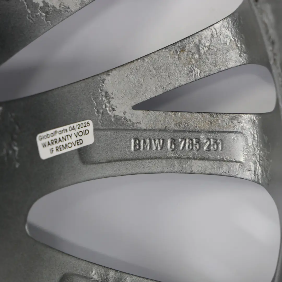 BMW Z4 E89 Silberne Leichtmetallfelge hinten 18" Mehrspeichen ET:40 8.5J 6785251