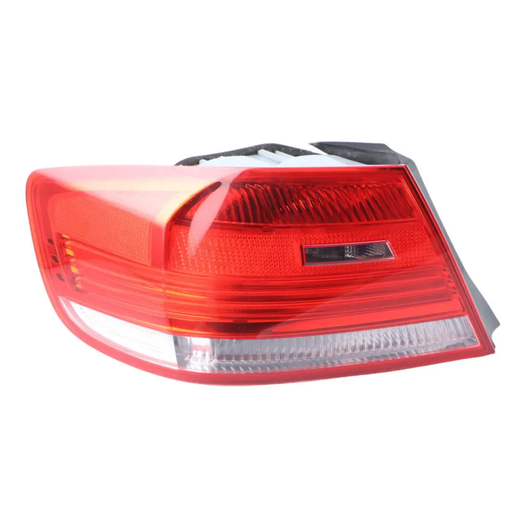 Rear Lamp BMW E92 Coupe Light In The Side Panel Left N/S 7174403