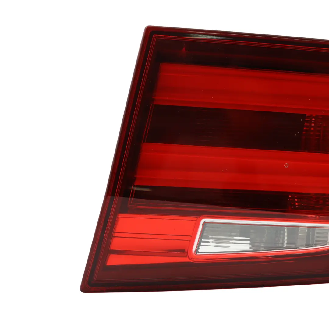 BMW F11 Rear Right O/S Light In Trunk Lid Boot Tailgate Lamp 7203228