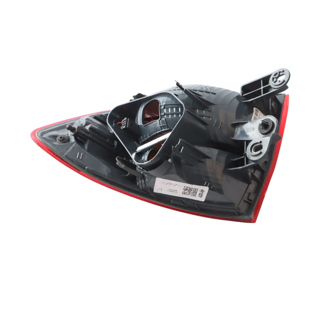 BMW F30 F80 M3 Rear Light In The Side Panel Left N/S 7372783