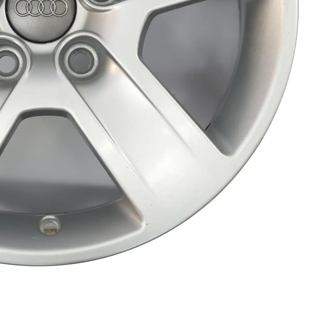 Audi A4 B7 8E Cerchio In Lega Argento 16" ET:42 7J Star Spoke 8E0601025B