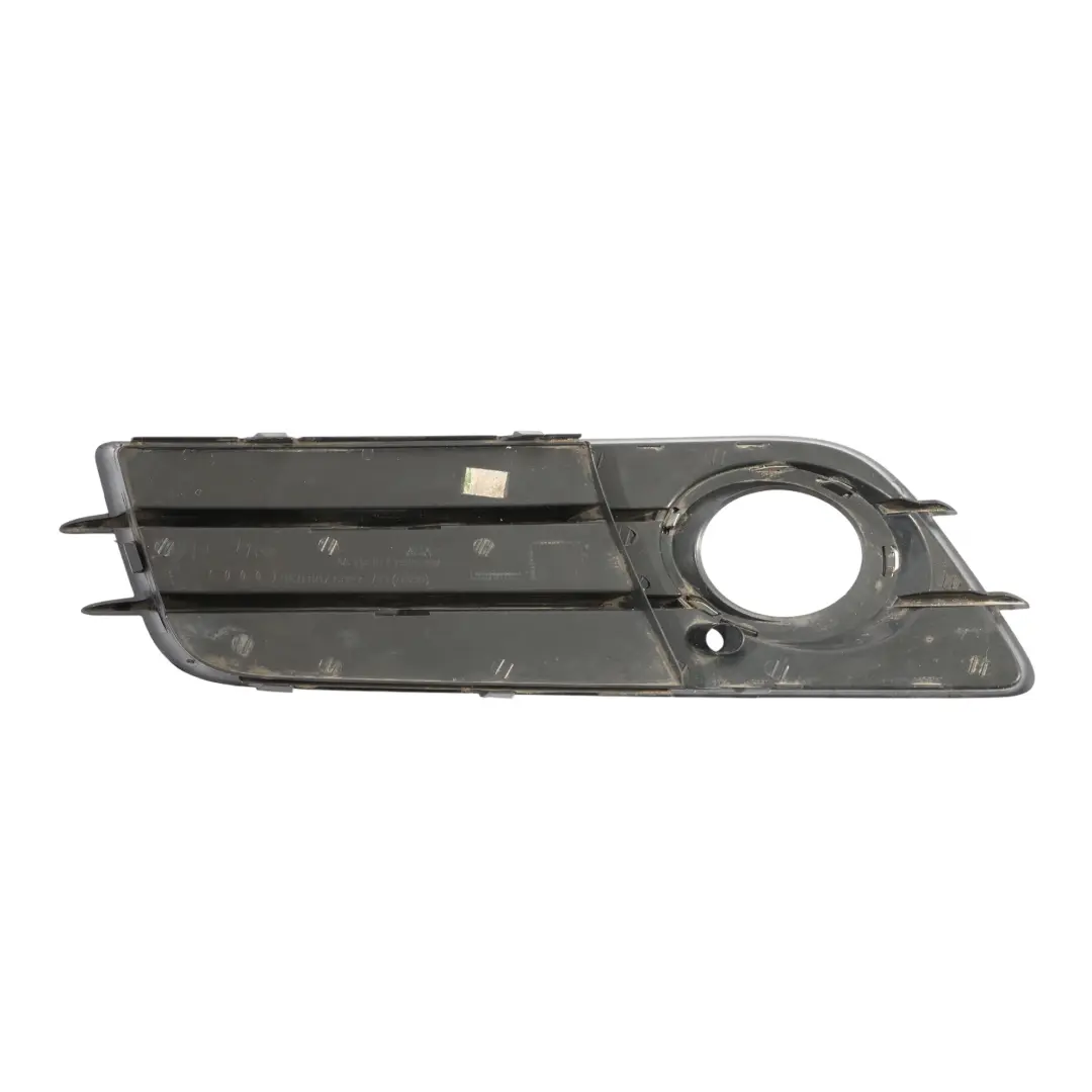 Audi A4 B8 Kratka Zderzaka Lampy Przeciwmgielnej Prawy Przód 8K0807682C