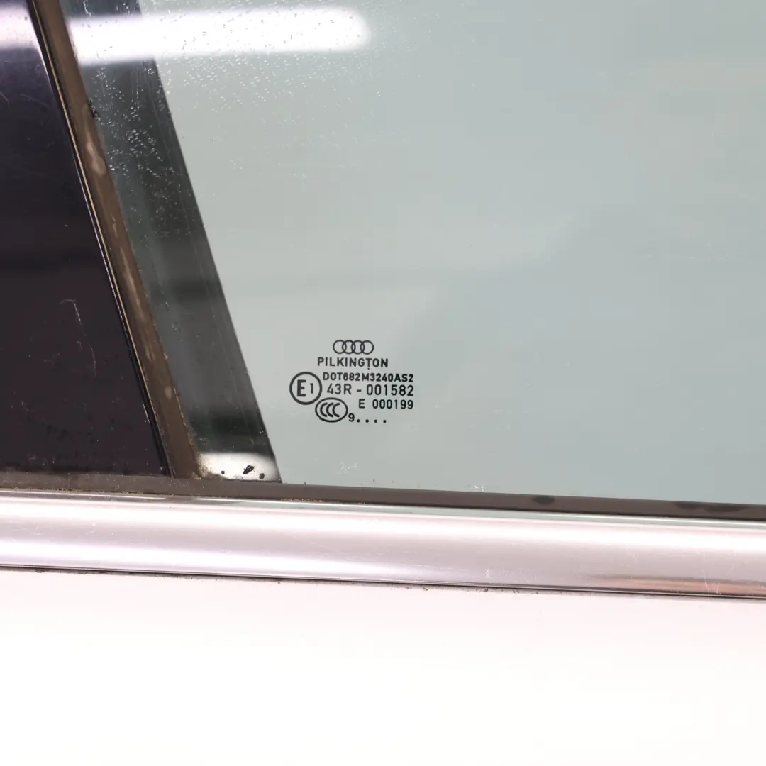 Audi A4 B8 Puerta Delantera Derecha Ice Silver Metallic - X7W