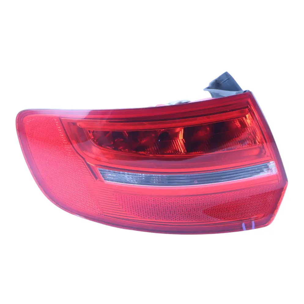 Audi A3 8P Rear Left N/S Tail Lamp Light Trunk Lid Tailgate Outer 8P4945095E