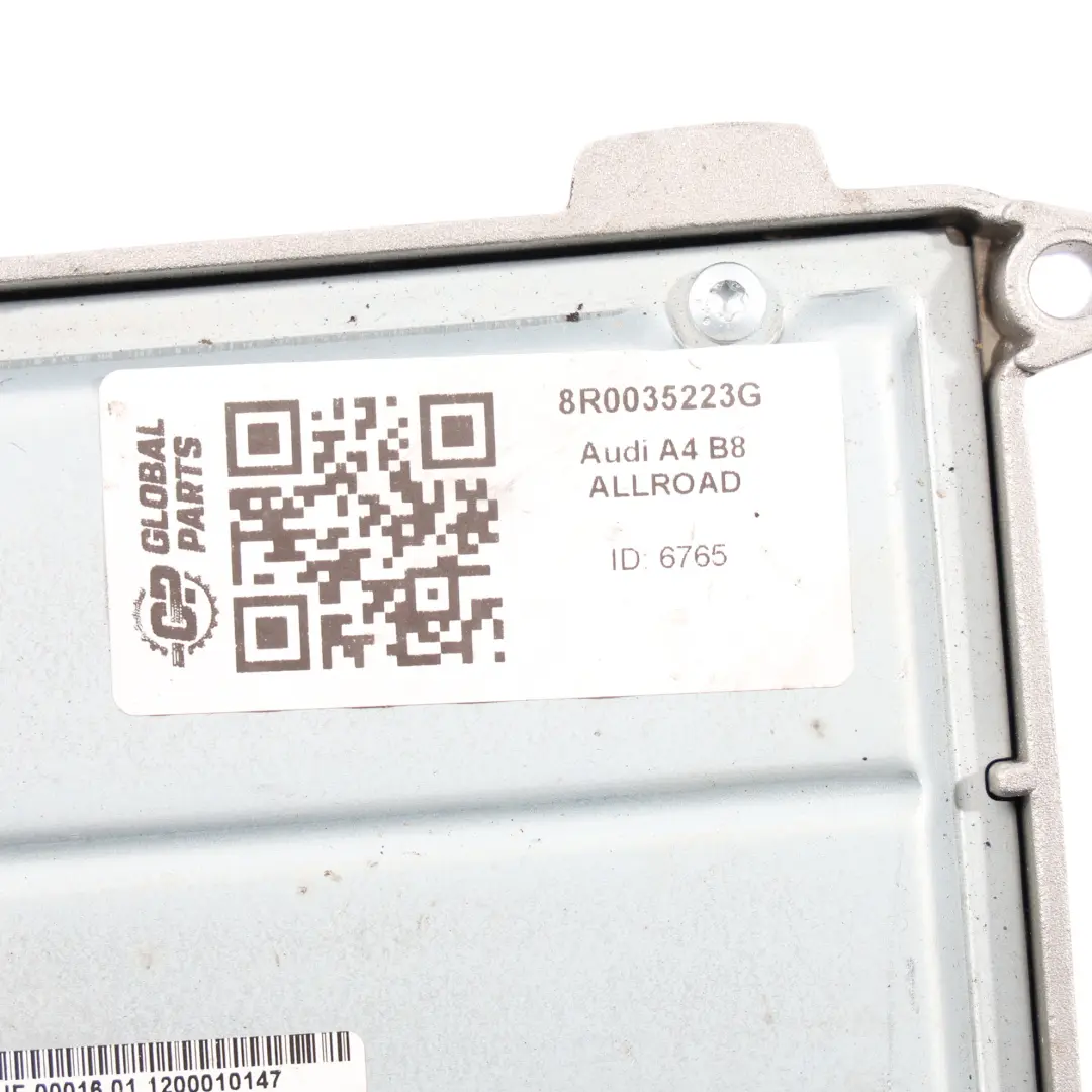 Audi A4 B8 A5 8T Wzmacniacz Głośników Radia 8R0035223G