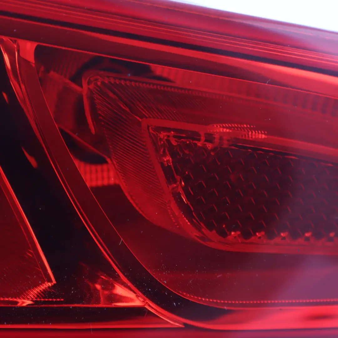 Audi Sportback Q5 8R Rear Light Lamp Trunk Lid Boot Tailgate Left N/S 8R0945093