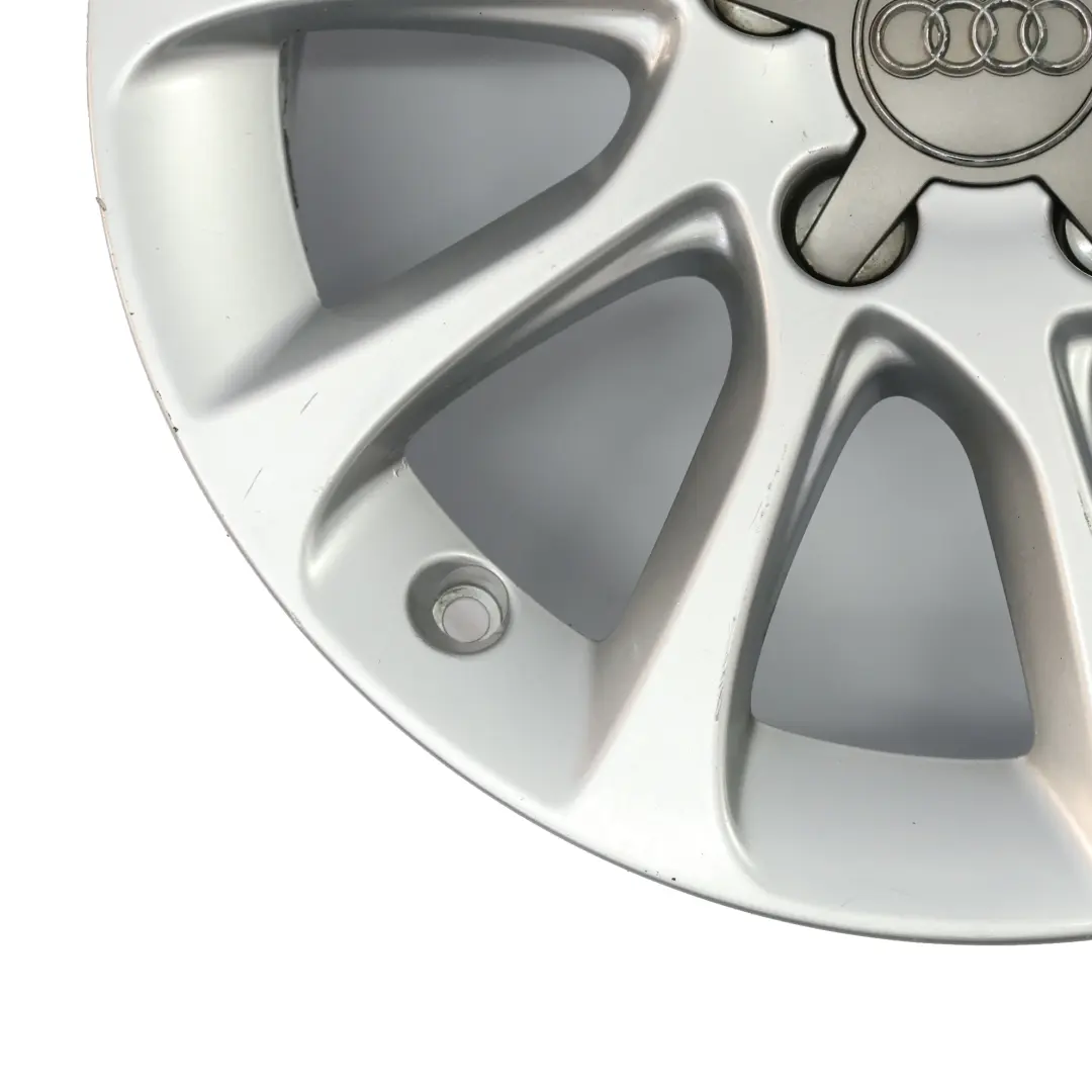 Audi A3 8V Silberne Leicht Metall Felge 16" 6.5J ET46 8V0601025BM