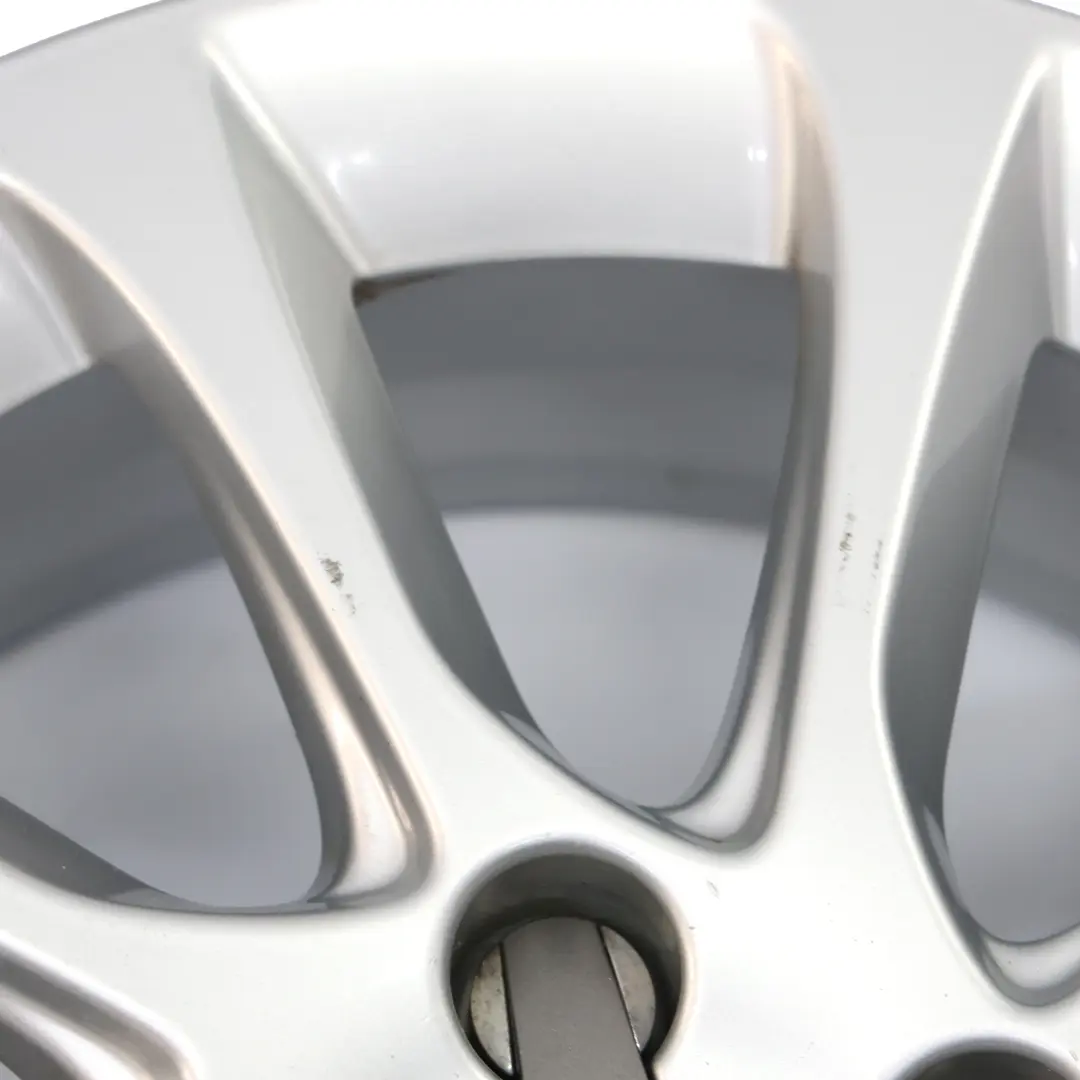 Audi A3 8V Silberne Leicht Metall Felge 16" 6.5J ET46 8V0601025BM