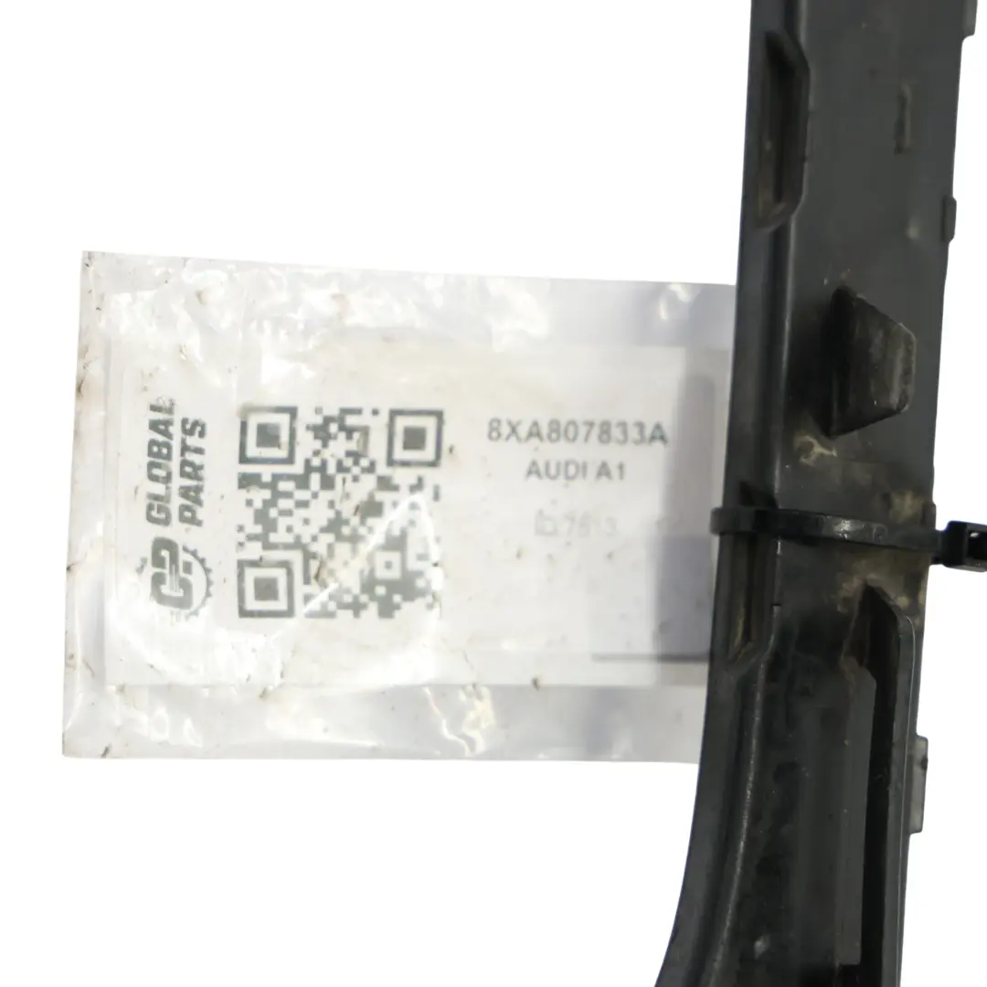Audi A1 8X Heckstoßstange Diffusor Trim Abdeckung Grill 8XA807833A