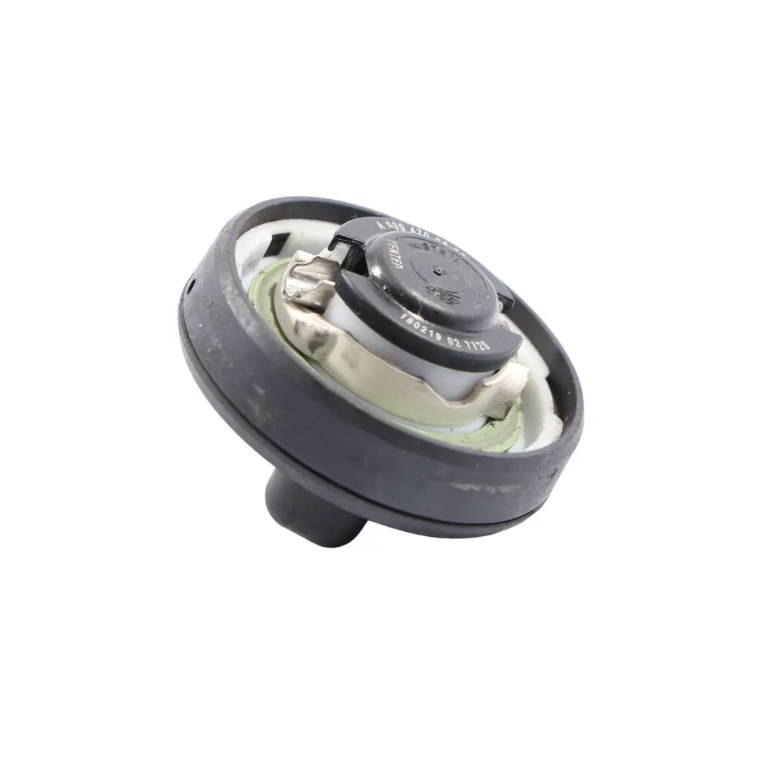 Tappo Serbatoio Mercedes W176 W205 W213 Coperchio Carburante A0004700800