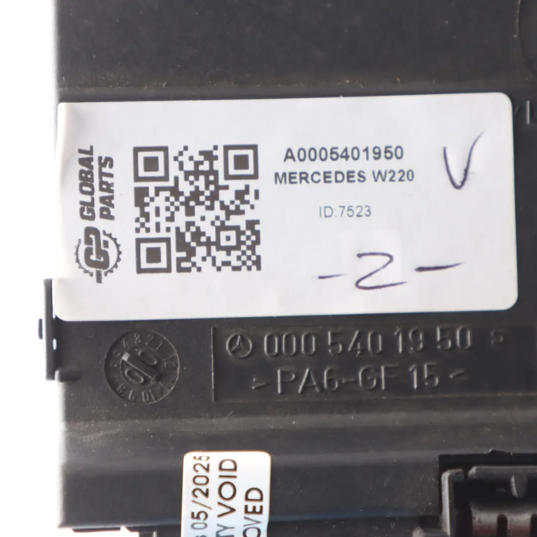 Mercedes W220 Fuse Relay Junction Box HV Battery Connector A0005401950