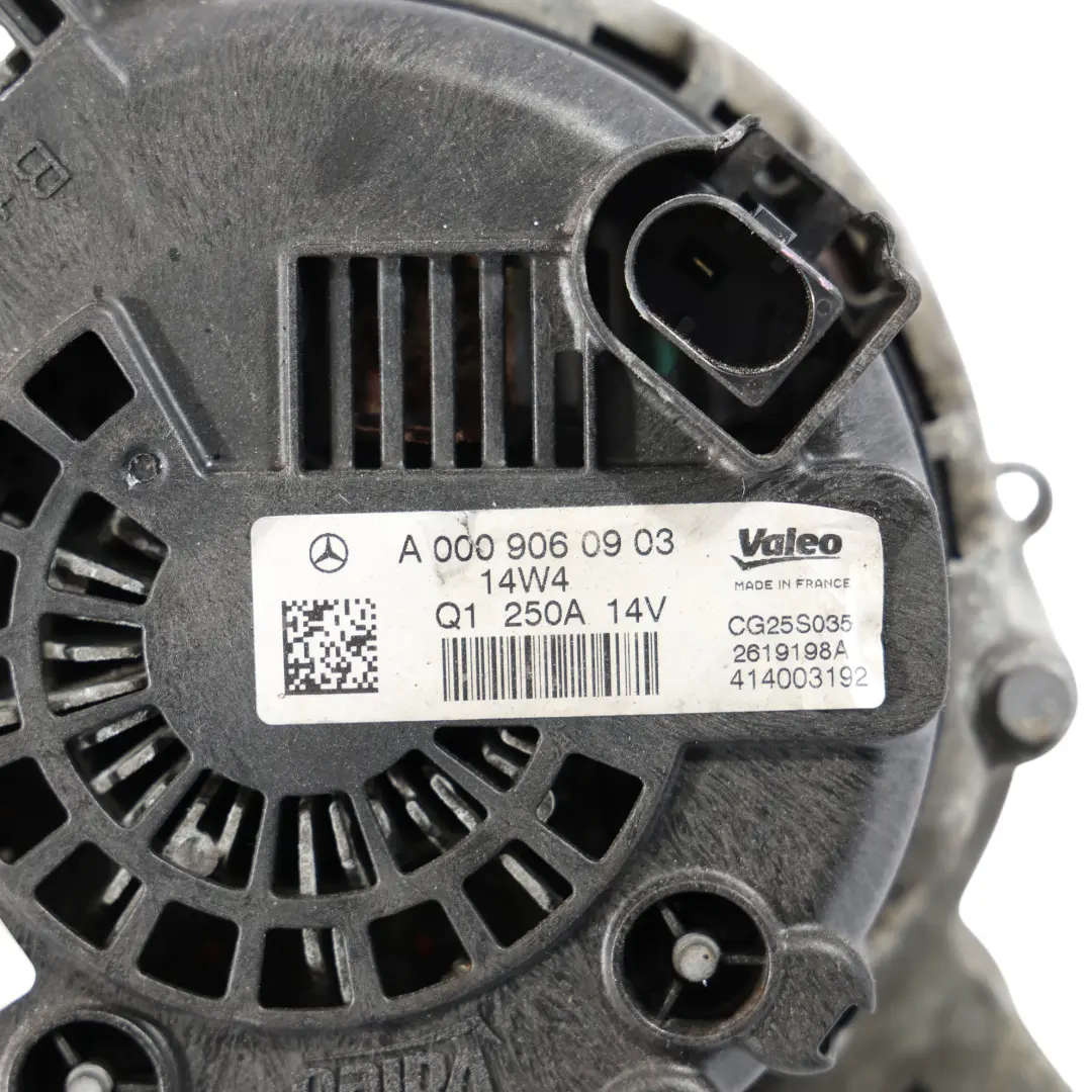 Alternator Mercedes W166 W213 C292 OM651 Generator 14V 250A A0009060903