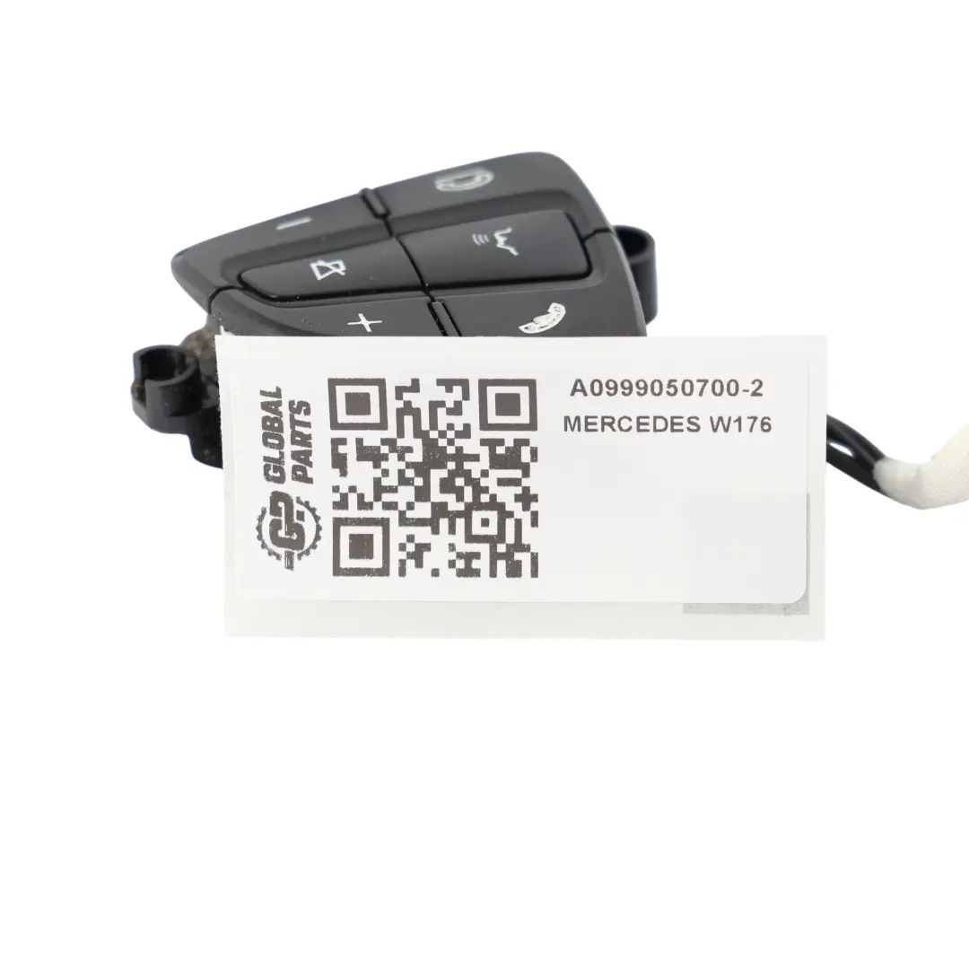 Mercedes W176 Przełączniki Przyciski Kierownicy Multifunkcji A0999050700