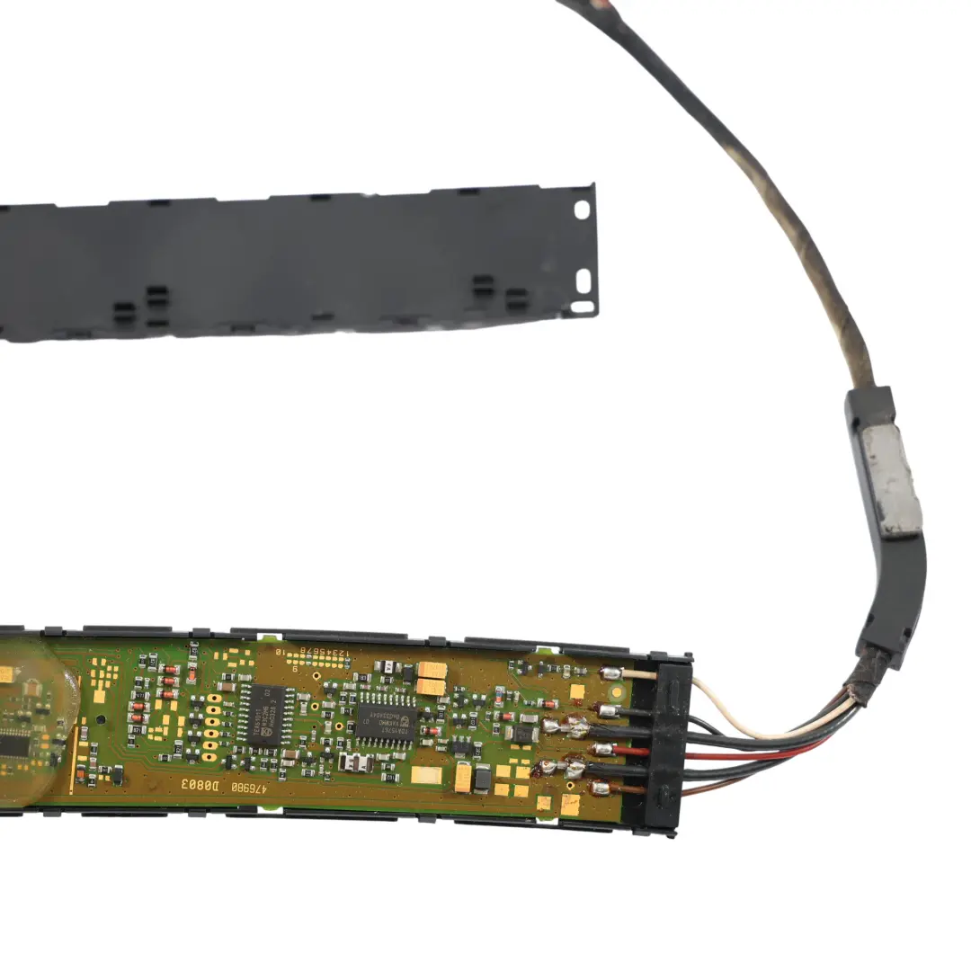 Mercedes W203 Antenna Amplifier ECU Antenna Booster Module Unit A2038206489