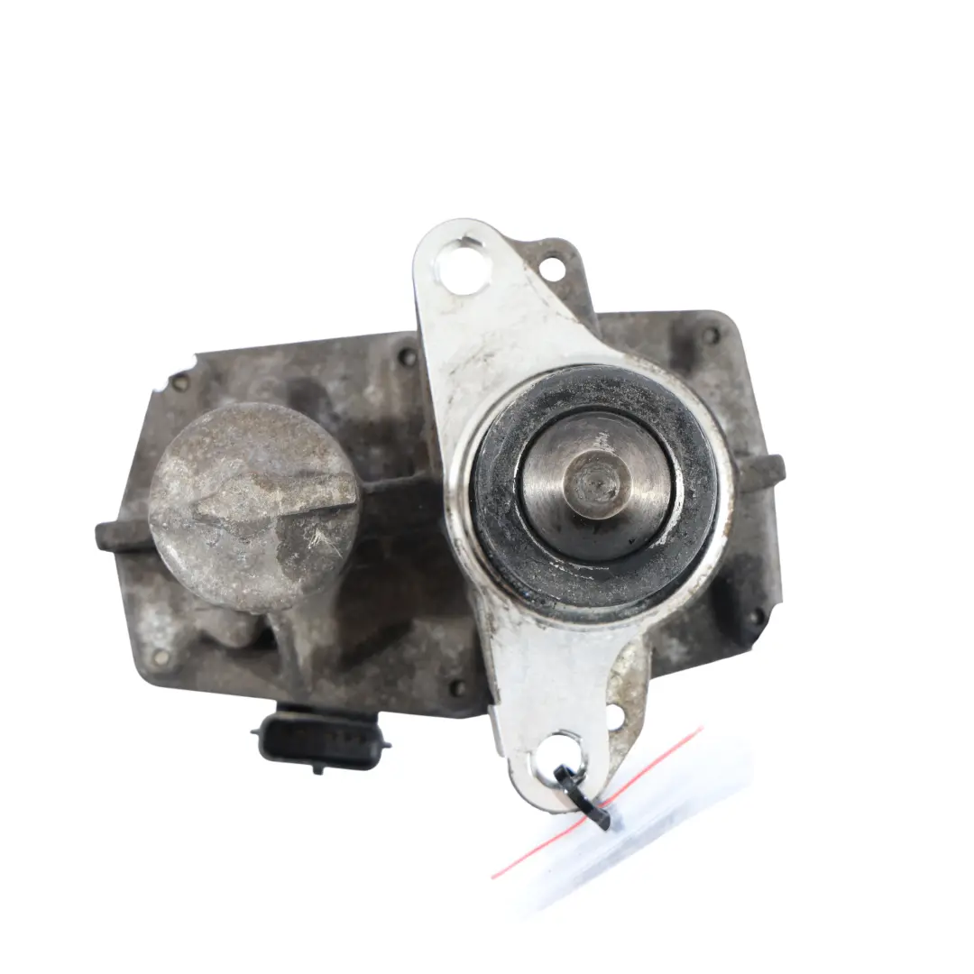 Mercedes W447 111 CDI Diesel Engine EGR Cooler Valve Valeo A6261400800