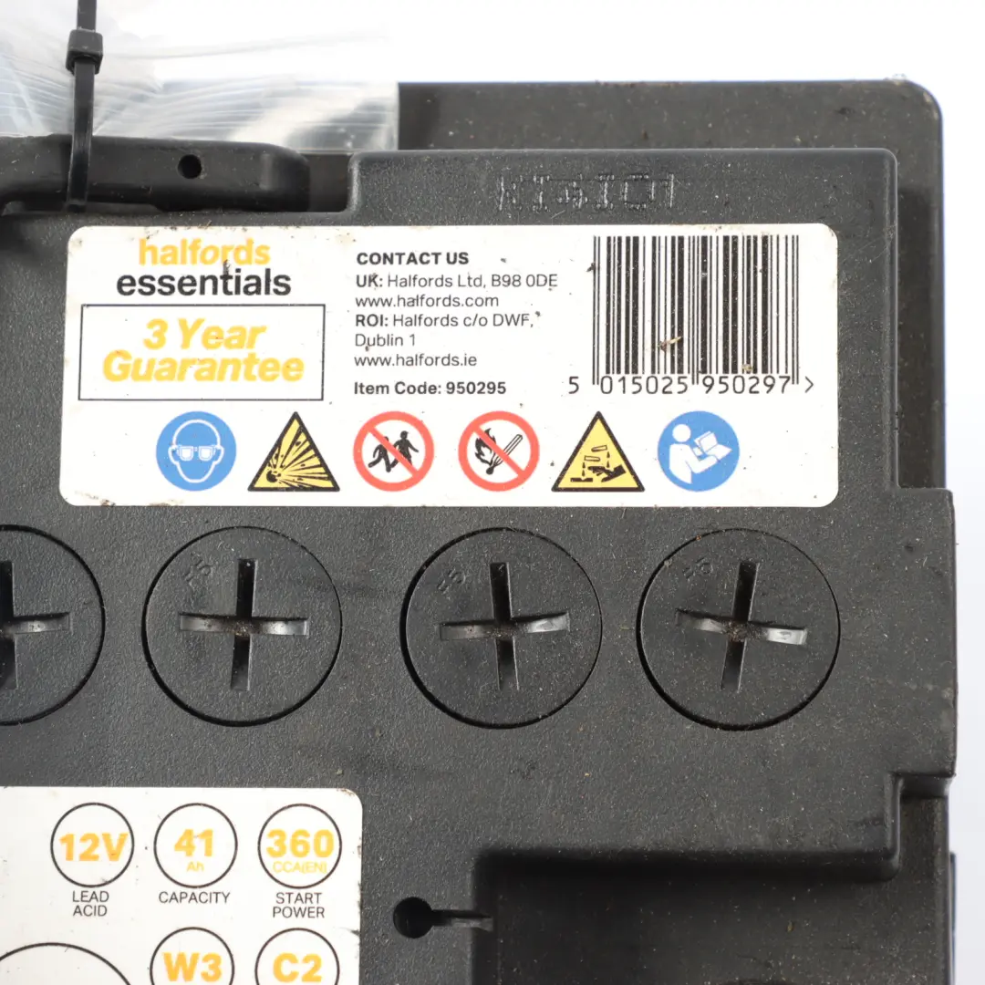Halfords 12V Calcium Accumulator Battery Electrical Unit 41Ah 360A HB063