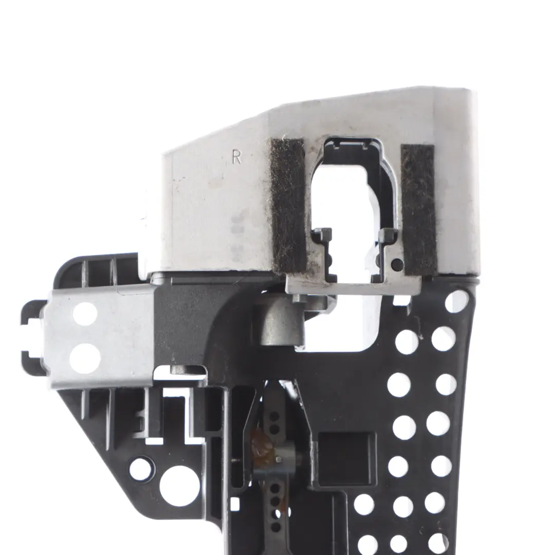 Audi Q7 4M Front Door Handle Exterior Right O/S Mount Bracket Plate 4M2837886A