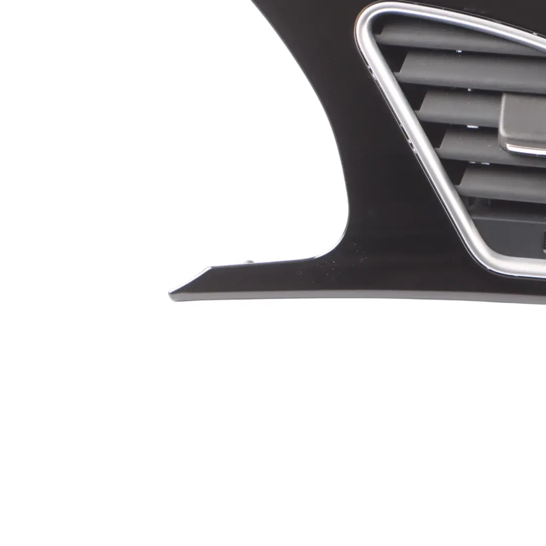 Audi A5 8T Front Dashboard Air Vent Nozzle Grille Right O/S 8T2820902K