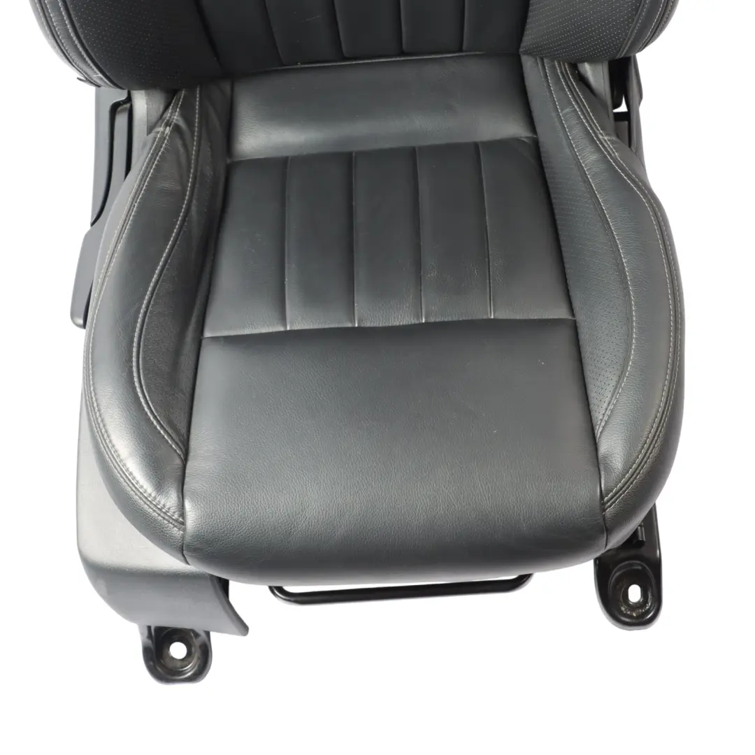 Mercedes W470 Progressive Front Seat Right O/S Interior Leather Black