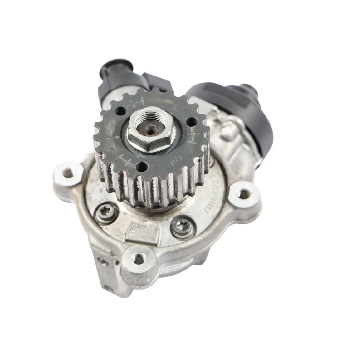 Audi A5 8T 2.0 TDI CSUB Inyector De Combustible Para Motor 04L130755D