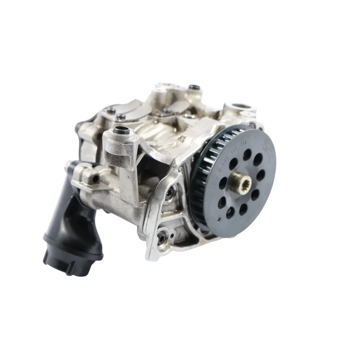 Audi A5 8T 2.0 TDI CSUB Diesel Motor Öl Pumpe 04L145208J