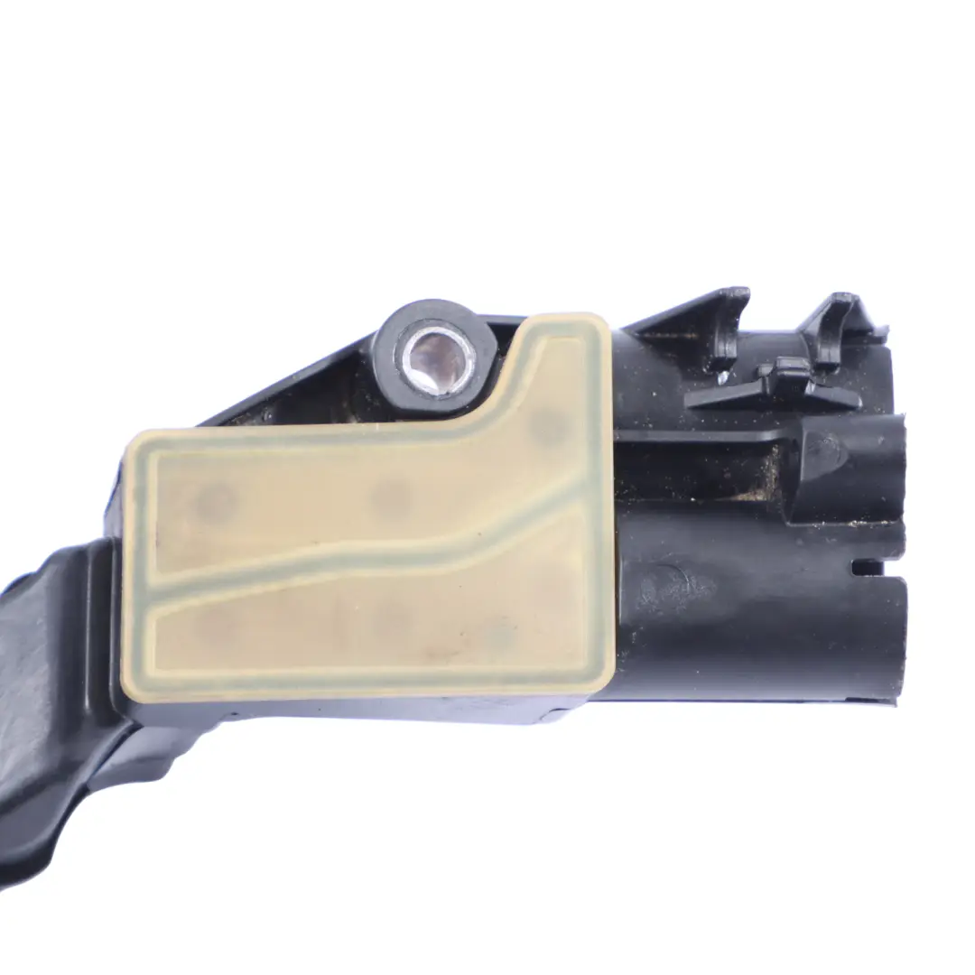 Odma Powietrza Korbowodu Silnika 3.0 TFSI Benzyna Audi A4 S4 B8 - SKU 06E103547F - Numer Części 06E103547F