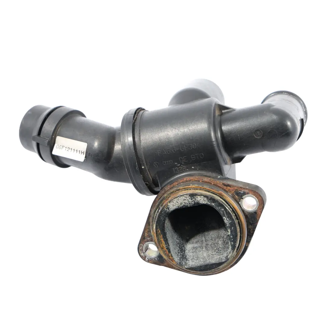 Audi A3 S3 8P 2.0 TFSI Wąż Obudowa Termostatu Układu Chłodzenia 06F121111H